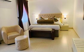 Swiss Pearl Continental Suite